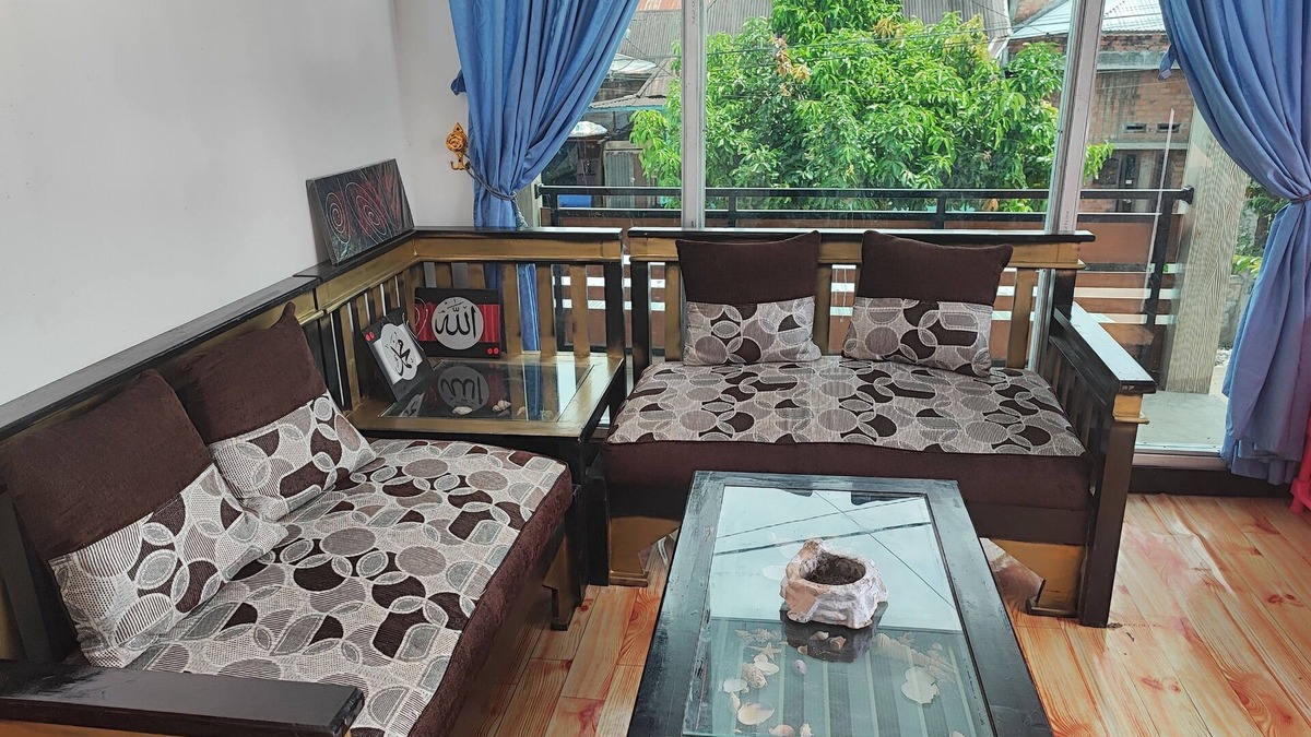 Pagar Alam Hotel | OYO 92357 Zzip Homestay