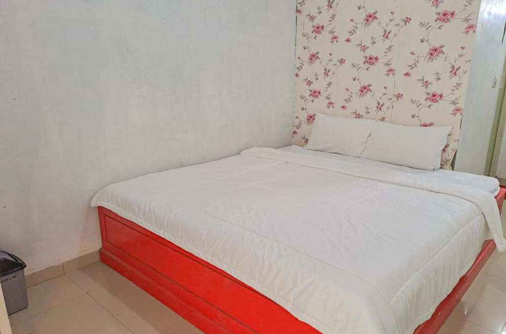 South Ogan Komering Ulu Hotel | OYO 92520 Safira Guest House Danau Ranau