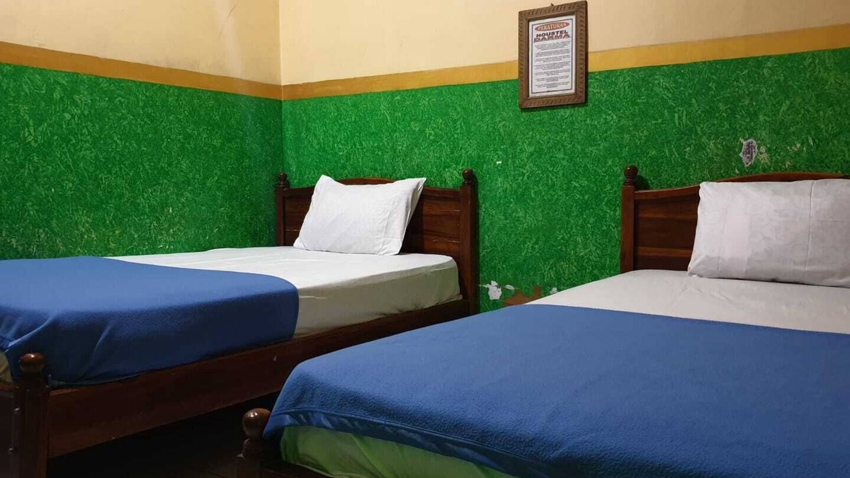 Probolinggo Hotel | OYO 92693 Houstel Darma Syariah