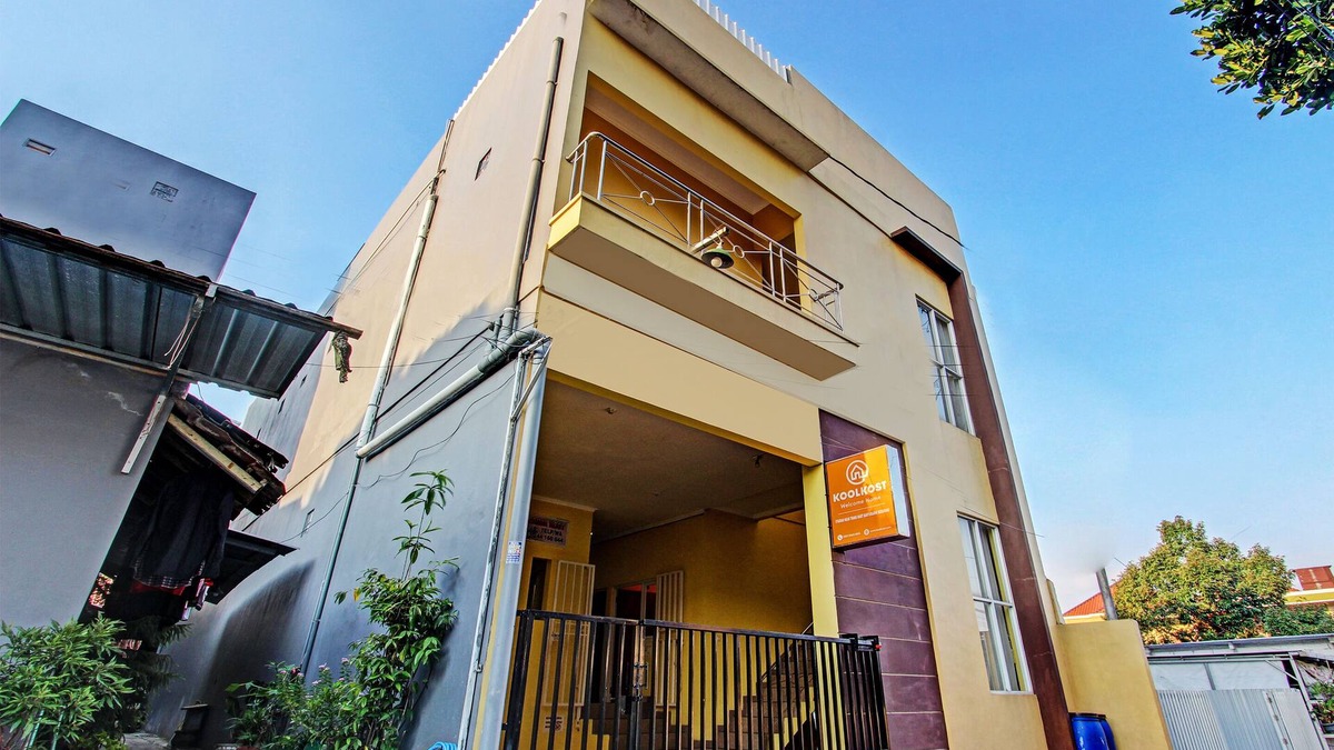 Semarang Hotel | OYO 92792 Umi Rahayu Guesthouse
