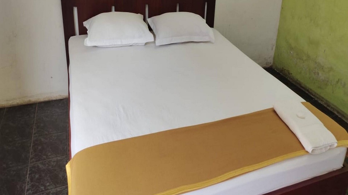 Sei Pinang Hotel | OYO 93520 Wisma Haji BunbunNearYani Heahlerr