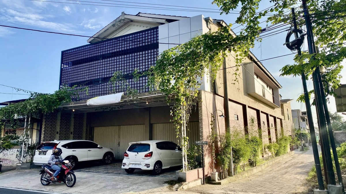 Klaten Selatan Hotel | OYO 93838 Delia Inn Syariah