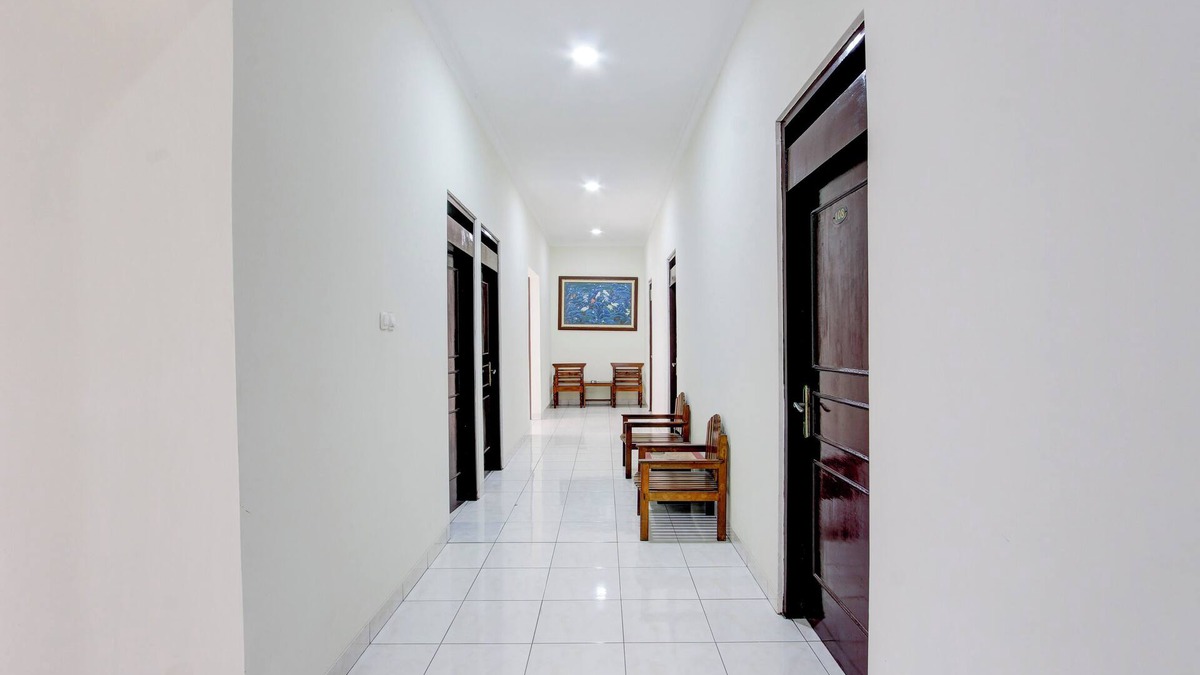 Hargomulyo Hotel | OYO 94019 Hotel Syariah Griya Wisata