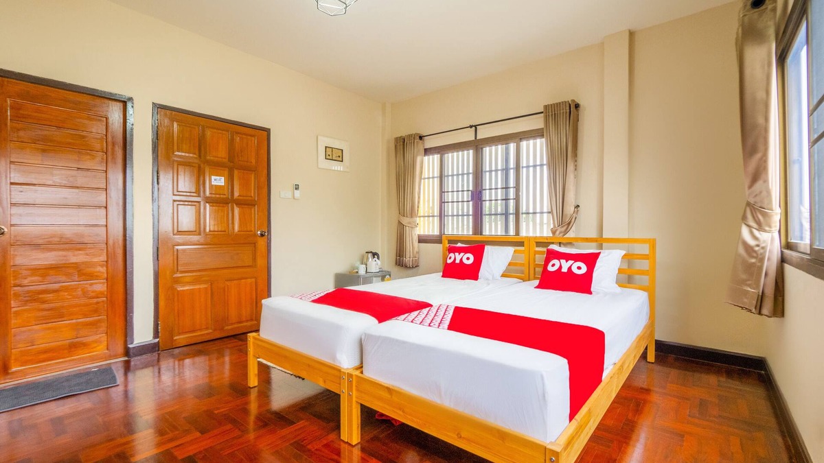 Anusawari Hotel | OYO 941 Chom's House at Sapanmai