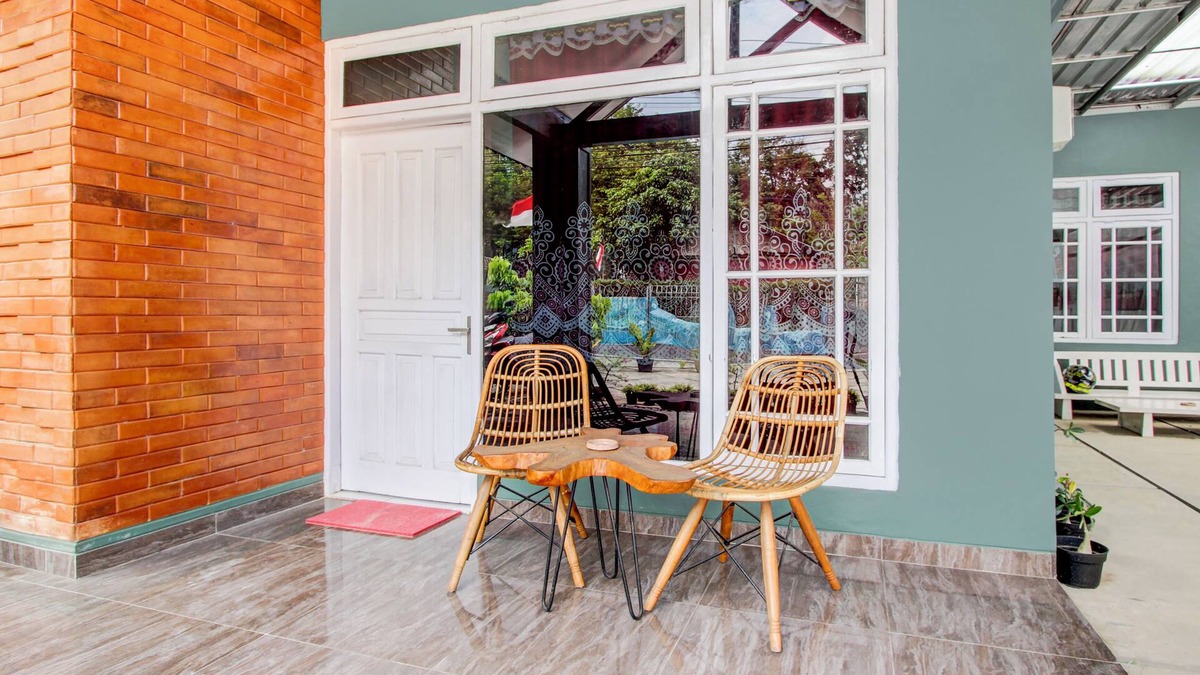 Patuk Hotel | OYO 94701 Green House