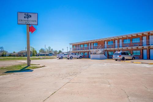 Osborne Hotel | OYO Crossroads Inn