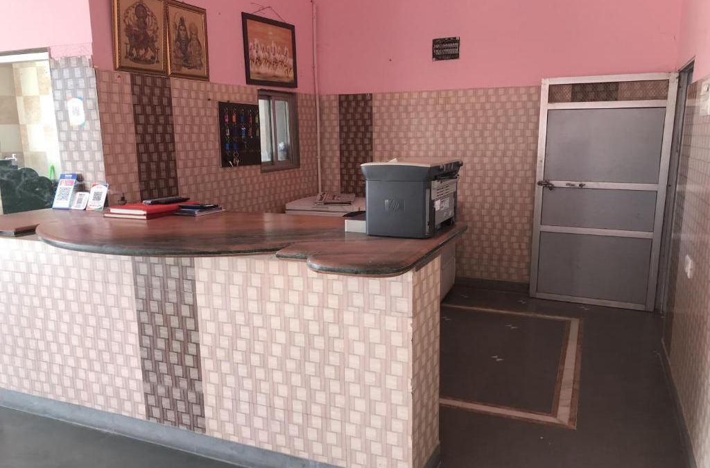 Neem Ka Thana Hotel | OYO Flagship Hotel Chandravanshi