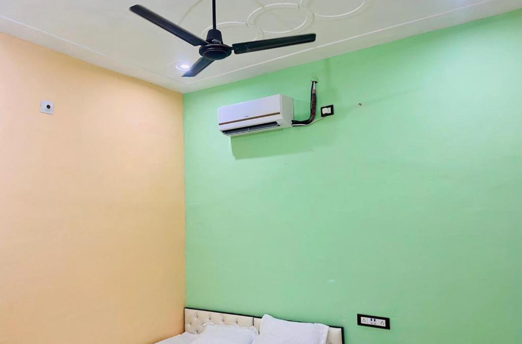 Dadri Hotel | OYO Galaxy Hotel Cafe & Restaurant