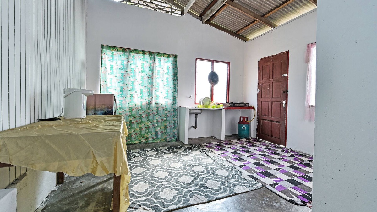 Kampung Kubang Tangga House | OYO Home 90549 Teemoran Budget Homestay