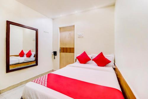 Fort Hotel | OYO Hotel Dreamland