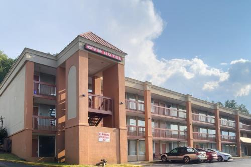 Harriman Hotel | OYO Hotel Harriman near I-40