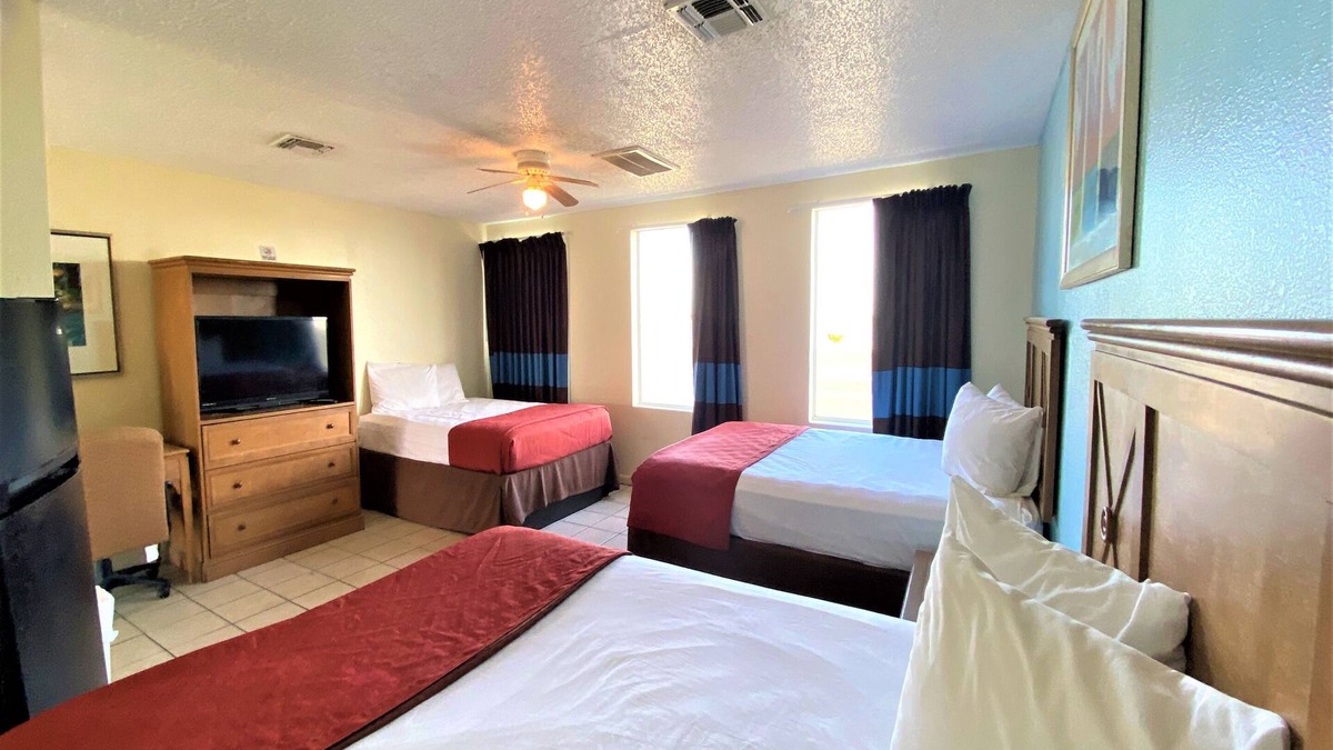 Rockport Hotel | OYO Hotel Rockport- Bay View