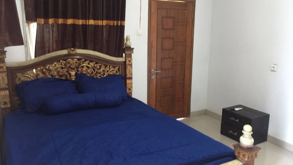 Garut Hotel | OYO Life 91339 Pondok Kost Aulia Syariah