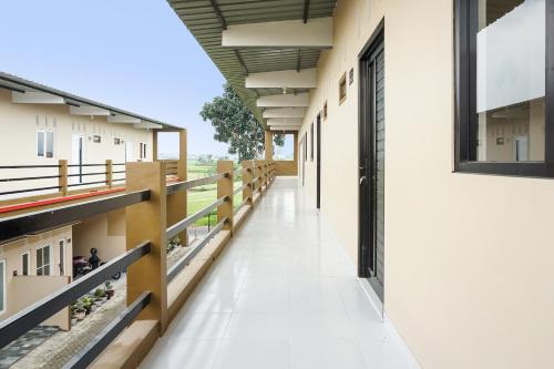 Asrikaton Hotel | OYO Life 91569 Omah Wijaya Kusuma Syariah