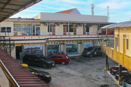Rajabasa Hotel | OYO Life 92593 Penginapan Sultan Haji 1