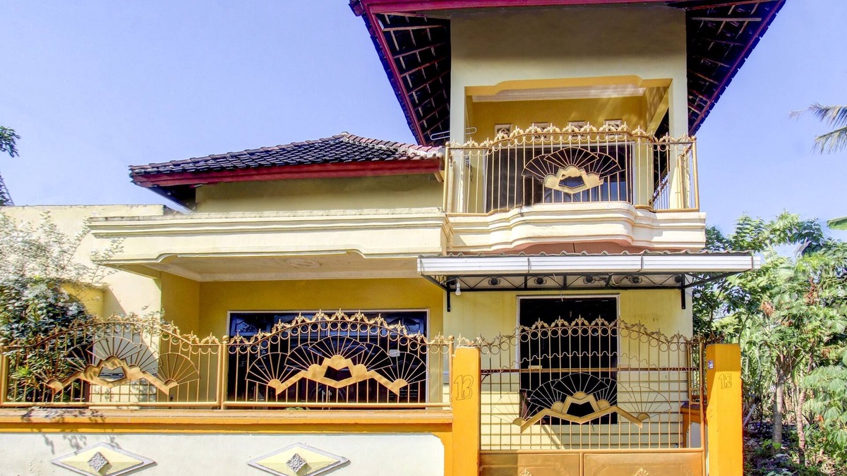 Muncan House | OYO Life 92846 Kost Putra Griya Eka