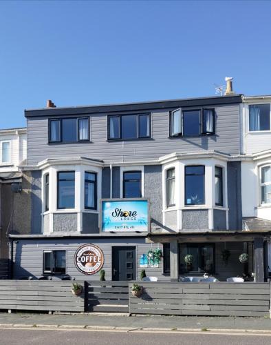 Newquay Cabin | OYO Shore Surf Lodge