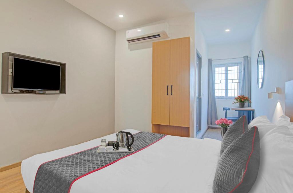 Thoraipakkam Hotel | OYO Townhouse 1012 G-Cloud