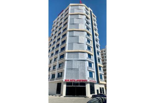 Al Maabilah Hotel | OYO Townhouse 156 Rose Hotel Apartments