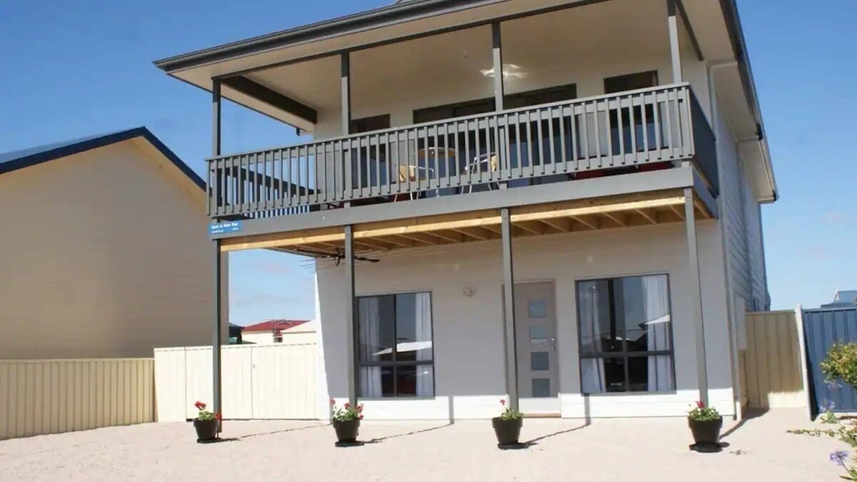 Dalrymple House | Oysta la Vista- You'll be back!