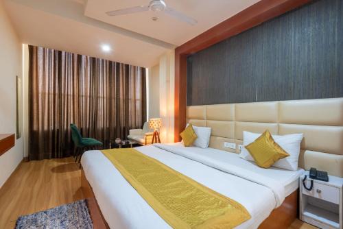 Sector 39 Hotel | Oyster Pearl Hotels & Banquets- Sector 39 Gurgaon Near Medanta Medicity