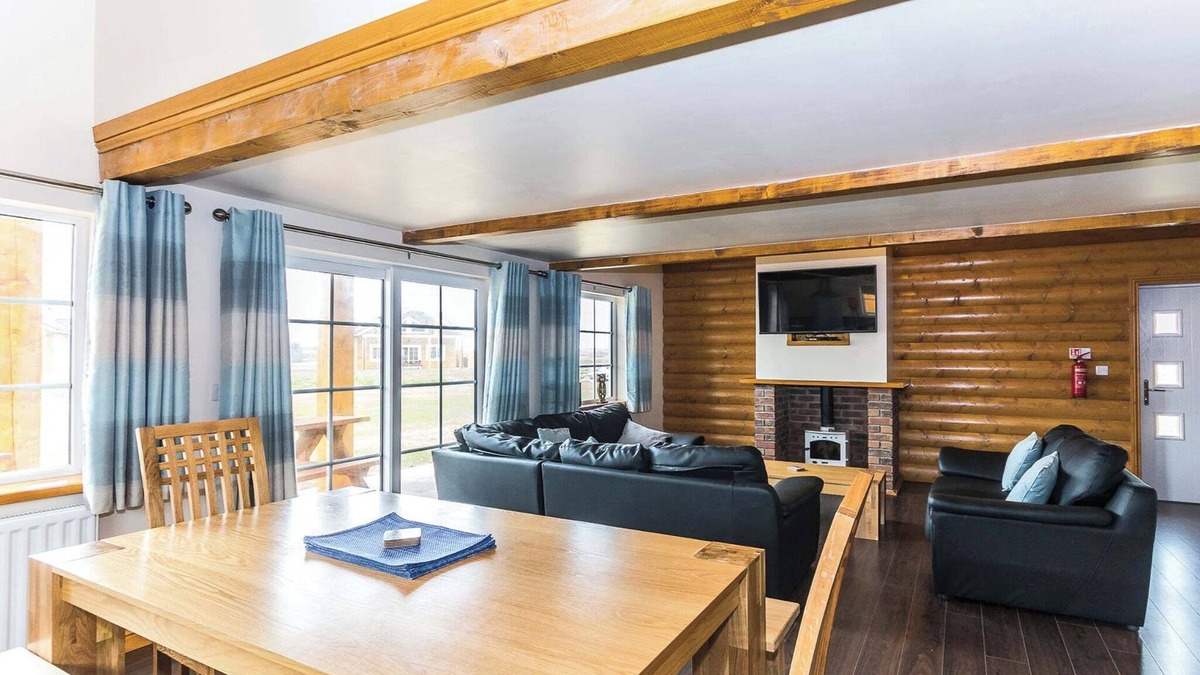 Hornsea Ski Chalet | Oystercatcher Lodge Pet