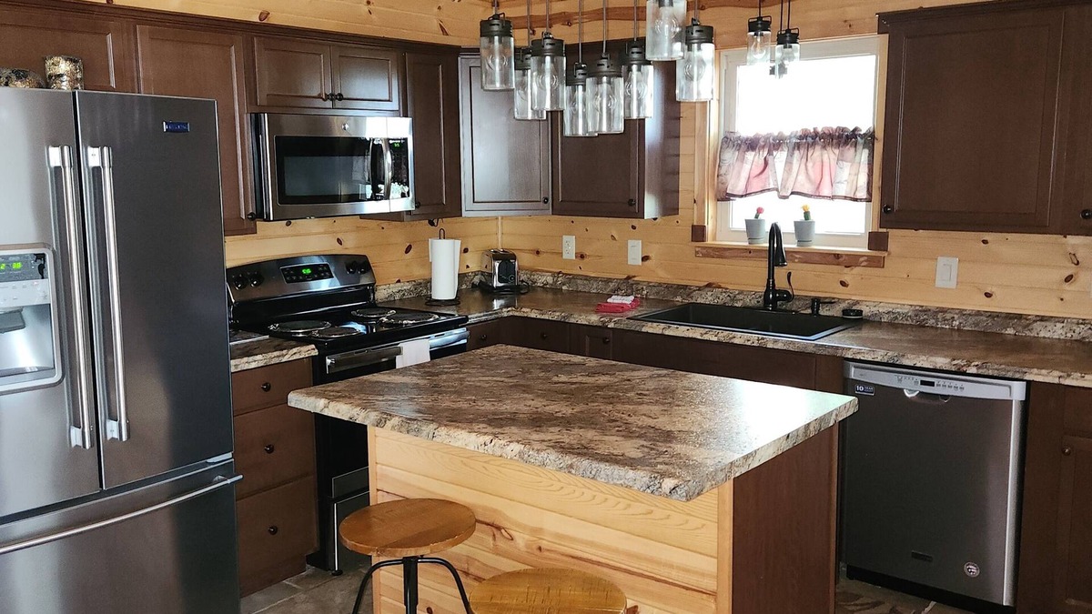 Caulfield Cabin | Ozarks Hideaway