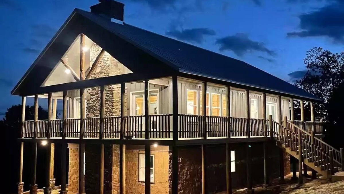 Calico Rock House | OZARKS/LAKE NORFORK RETREAT