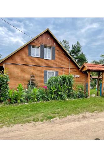 Krynki House | Ozierański Eden "Pod rzeźbami"