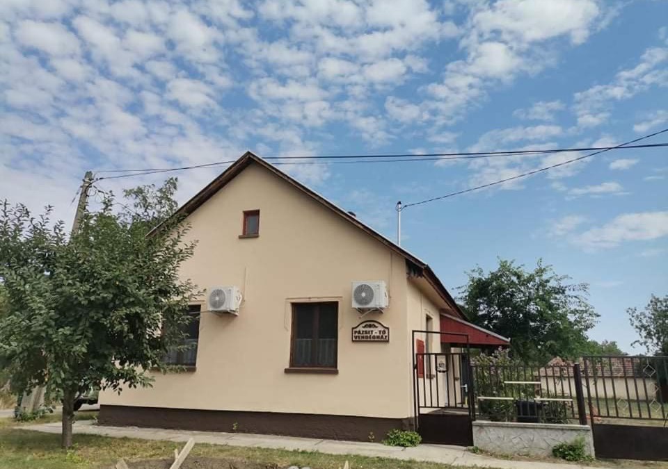 Bekesszentandras Apartment | Pázsit-tó Vendégház