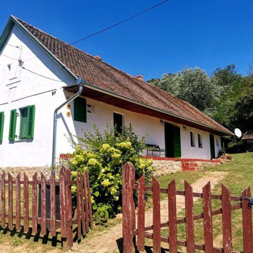Magyaregregy House | Póra Vendégház