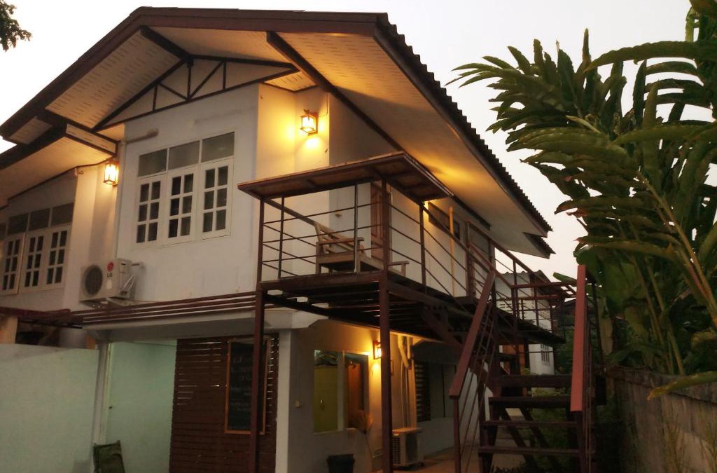 Chong Kham House | P.L.P Guesthouse - Mae Hong Son