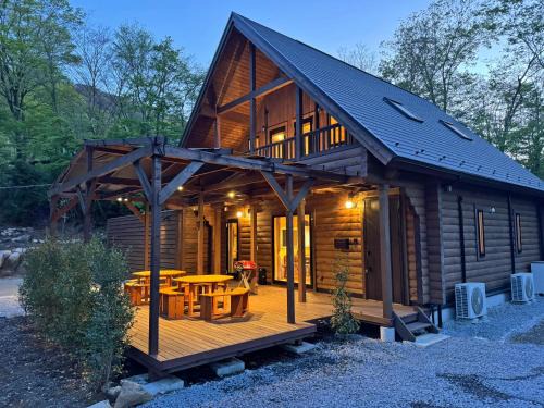 Hakone Villa | P's Wood 箱根仙石原