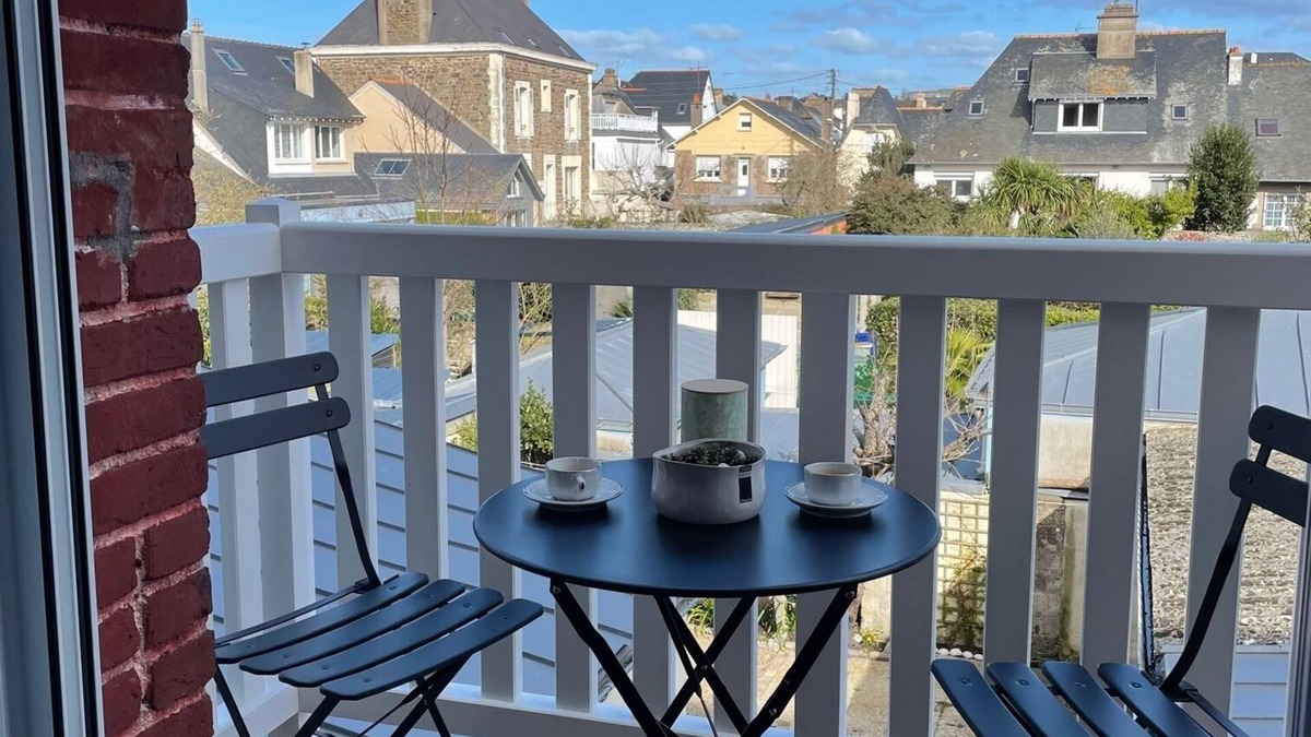 Parame Apartment | P'tit b, T1 Avec Balcon, Situation Idéale