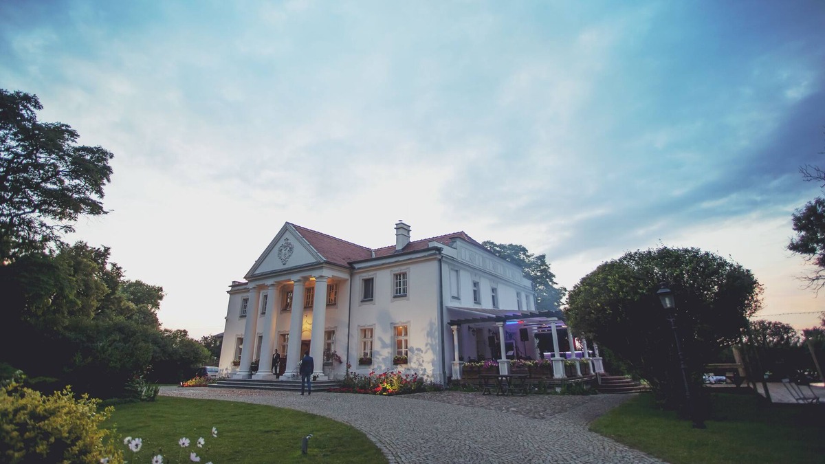 Marcinkowo Gorne Hotel | Pałac Grochowiska Szlacheckie