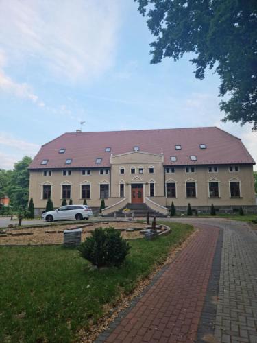 Polczyn-Zdroj House | Pałac Ogartowo
