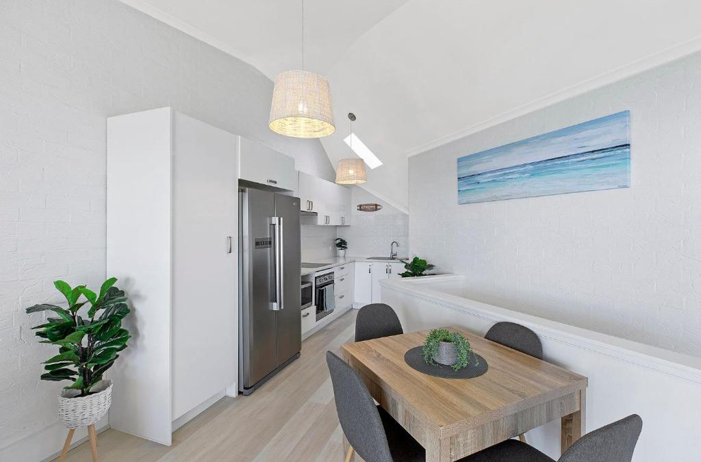 Blue Bay Apartment | Pacific Breeze 11