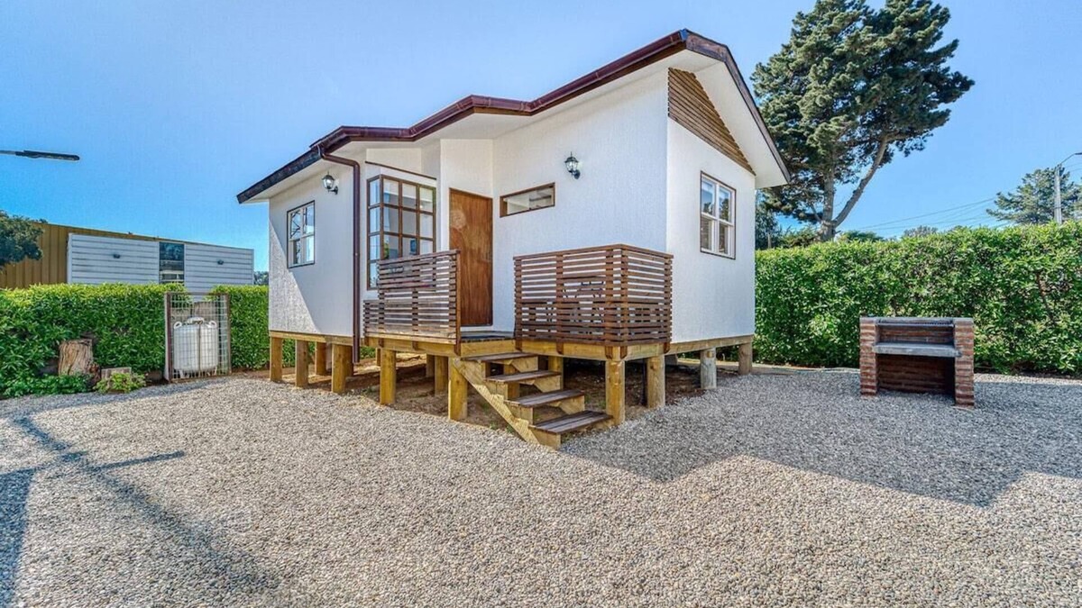 Algarrobo Cabin | Pacific Cabin 2B W/Wifi, Smart TV & Parking.