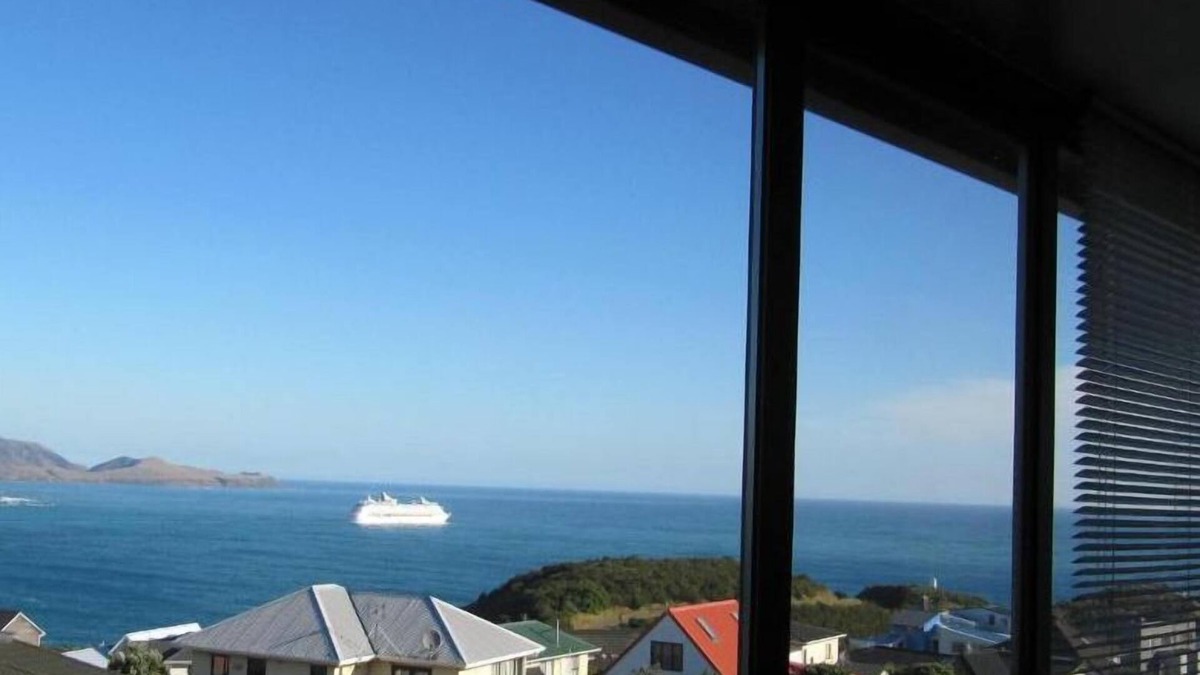Wellington Bed & Breakfast | Pacific View Bed and Breakfast