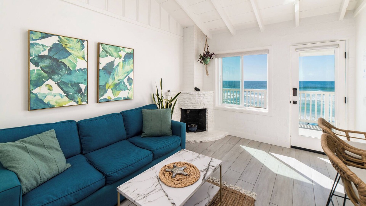Oceanside Condo | Pacific Villa #1 | Relaxing Oceanfront Patio Views