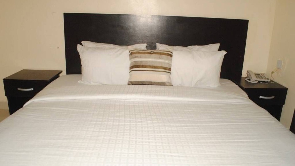 Calabar Hotel | Paconsu Suites