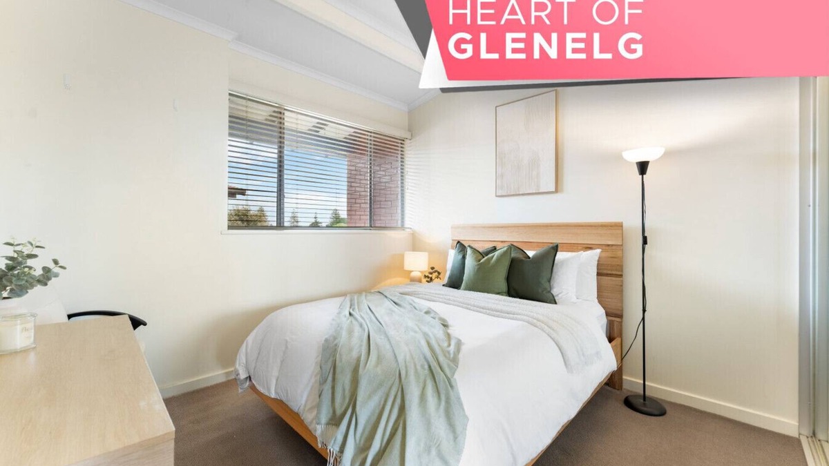Glenelg South Apartment | Pad Off Pier - 2BR, Wifi