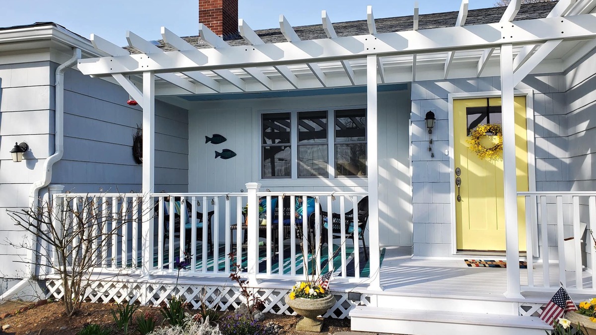 Dartmouth House | Padanaram Harbor