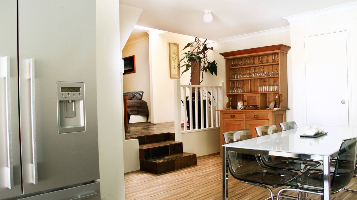 Padbury Villa | Padbury Guest House - privacy & comfort