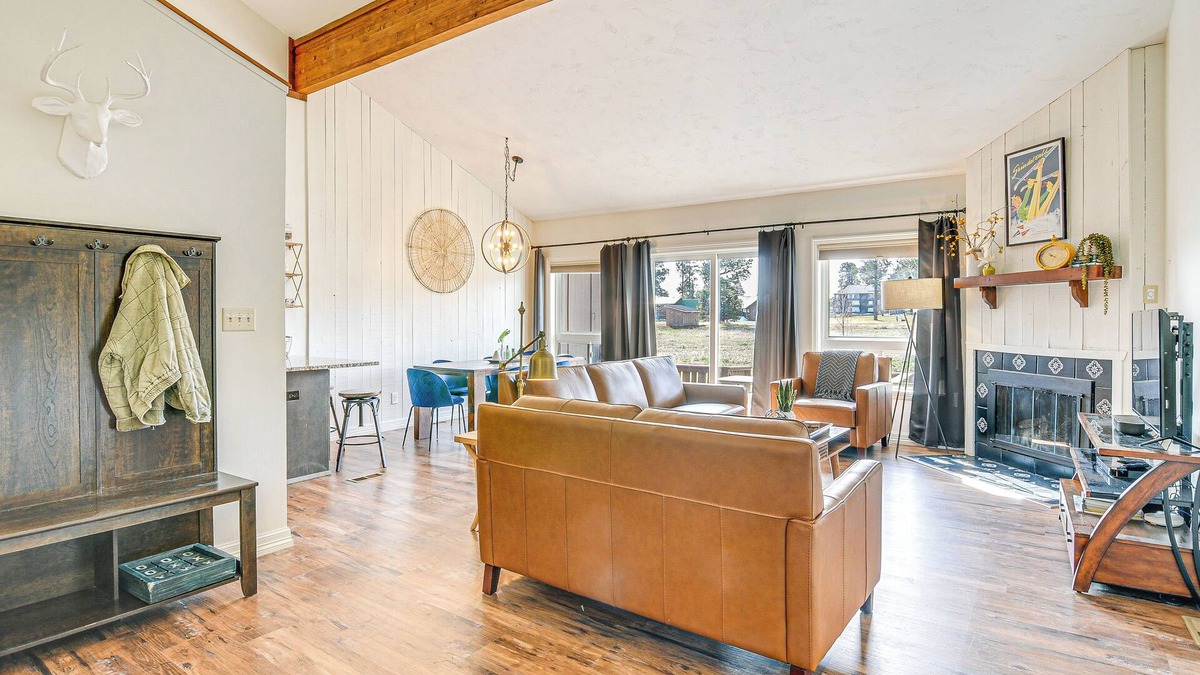 Pagosa Springs Apartment | Pagosa Springs Condo w/Grill, Near Wolf Creek!