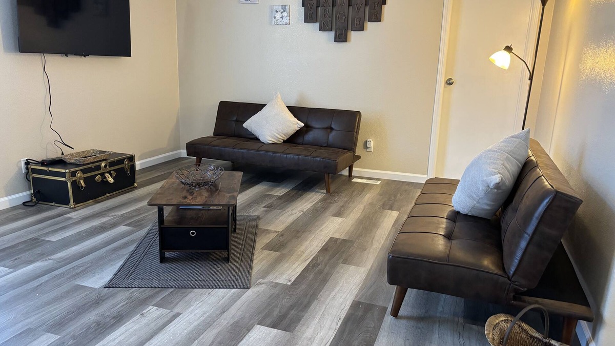 Pahrump House | PahrumpVacation House #1 Families STR/Groups/Workforce LTR DeathValley&LasVegas