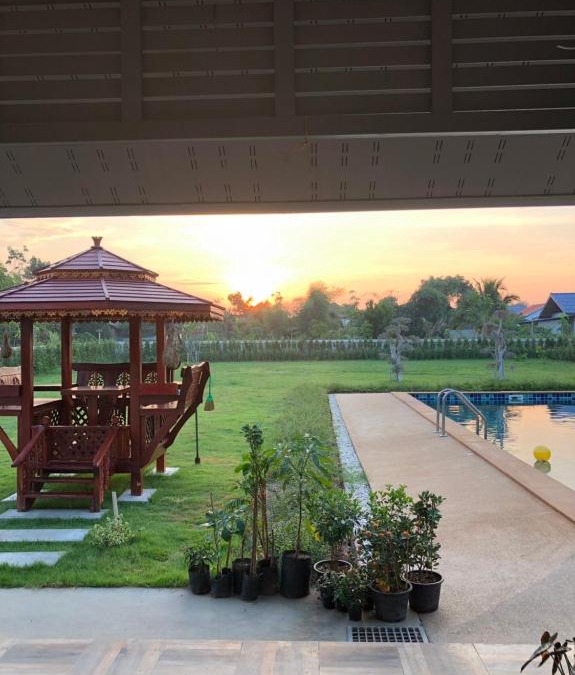 Pakham Hotel | Pakham Gardens Resort