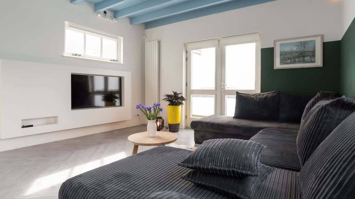 Wormerveer Apartment | Pakhuis aan de Zaan Wormerveer