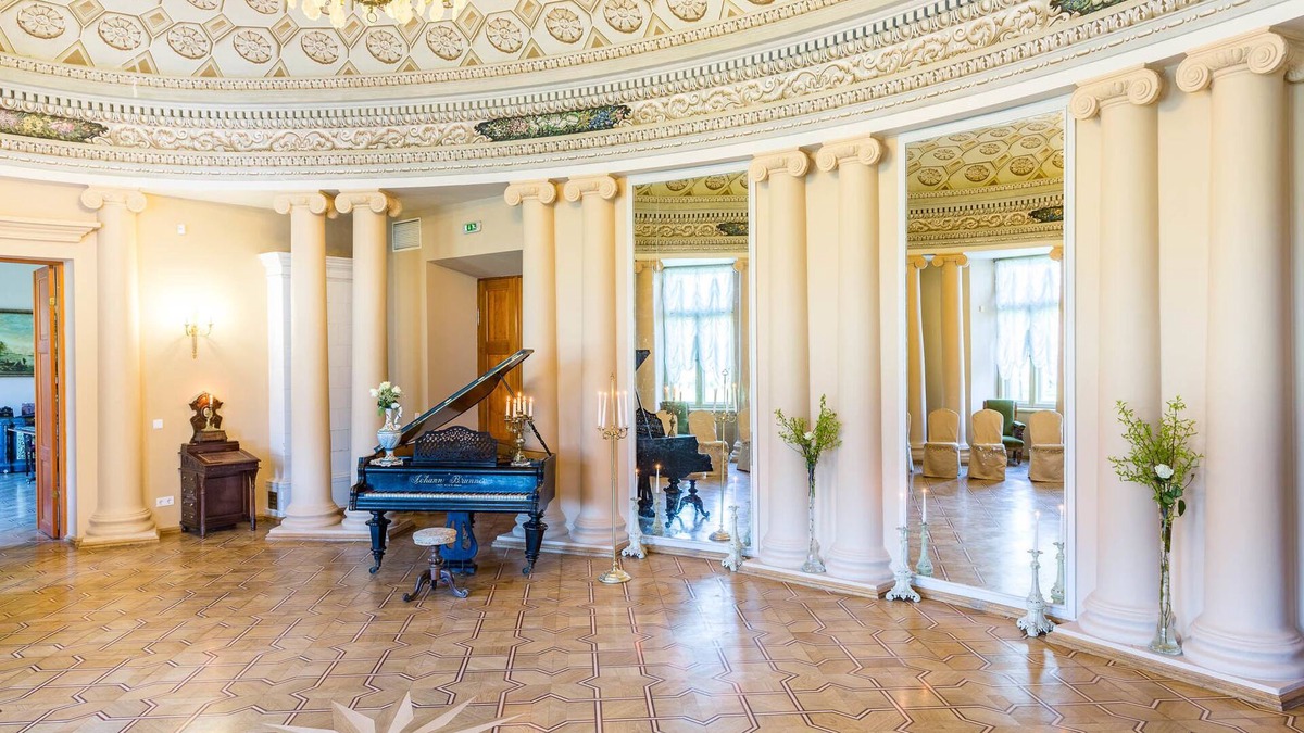 Pakruojis Hotel | Pakruojis Manor's Palace Boutique Hotel