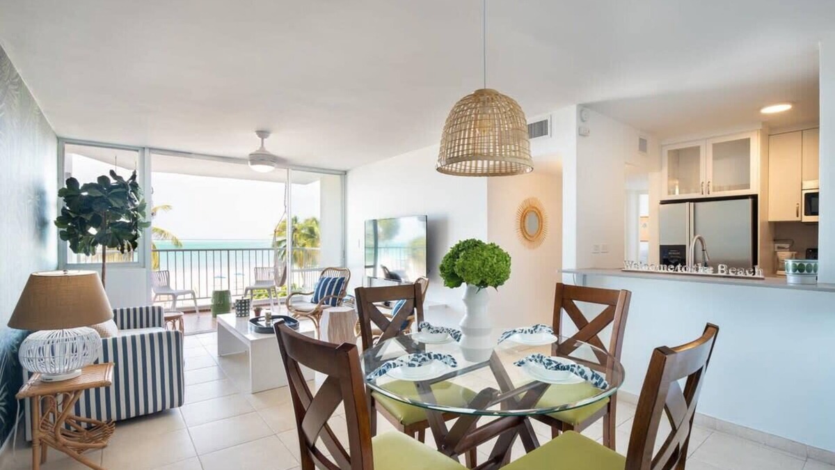 Isla Verde Apartment | Pal Mar | Beachfront 2 bed 2 bath apartment with a tropical feel